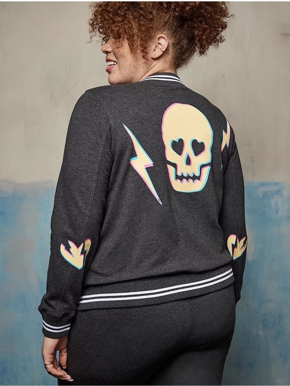 Torrid Relax Bomber Jacket Everyday Fleece Love Stick Skull Bolt Charcoal 2 (2X) - Picture 5 of 7